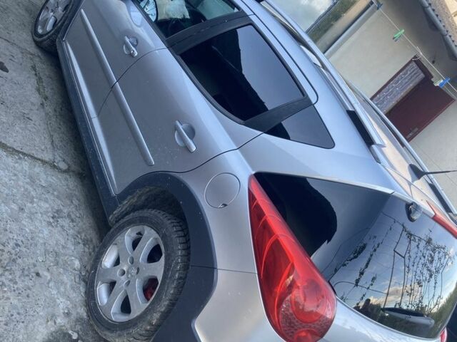 Пежо 207 2008 у Стрые на Automoto.ua Сірий Пежо 207, об'ємом двигуна 1.6 л та пробігом 230 тис. км за 4400 $, фото 7 на Automoto.ua