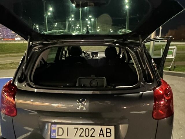 Серый Пежо 207, объемом двигателя 1.6 л и пробегом 127 тыс. км за 5400 $, фото 8 на Automoto.ua