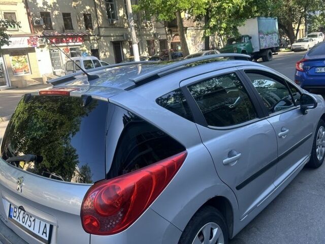 Серый Пежо 207, объемом двигателя 1.4 л и пробегом 205 тыс. км за 3500 $, фото 4 на Automoto.ua