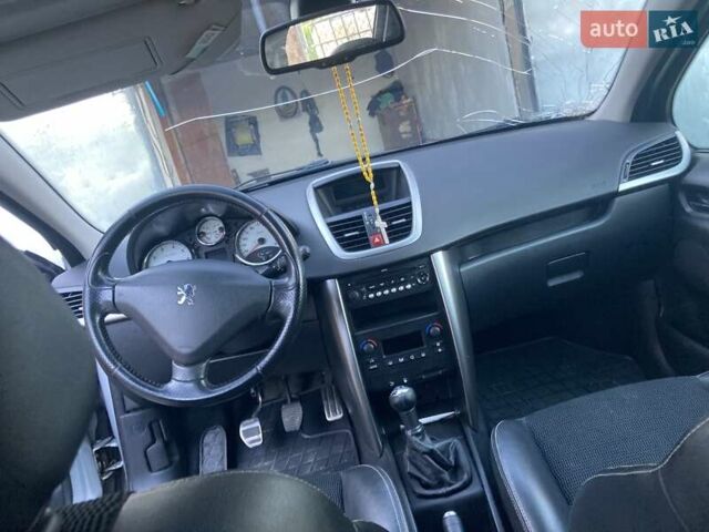 Пежо 207 2008 у Львові на Automoto.ua Сірий Пежо 207, об'ємом двигуна 1.6 л та пробігом 230 тис. км за 4400 $, фото 2 на Automoto.ua