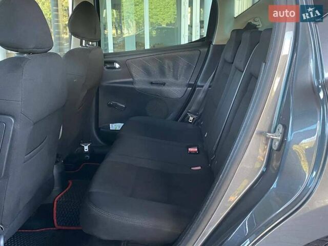 Серый Пежо 207, объемом двигателя 1.6 л и пробегом 229 тыс. км за 5500 $, фото 20 на Automoto.ua