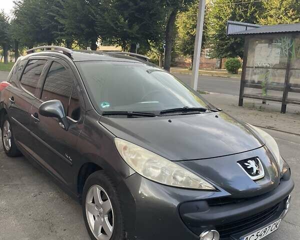 Серый Пежо 207, объемом двигателя 1.4 л и пробегом 174 тыс. км за 4300 $, фото 3 на Automoto.ua