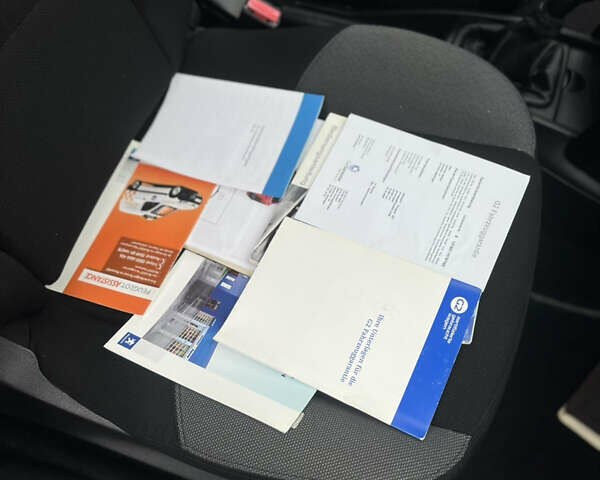 Серый Пежо 207, объемом двигателя 1.4 л и пробегом 126 тыс. км за 4800 $, фото 32 на Automoto.ua