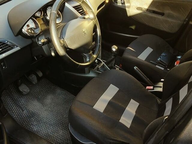 Пежо 207 2009 в Львове на Automoto.ua Серый Пежо 207, объемом двигателя 1.6 л и пробегом 276 тыс. км за 5600 $, фото 6 на Automoto.ua