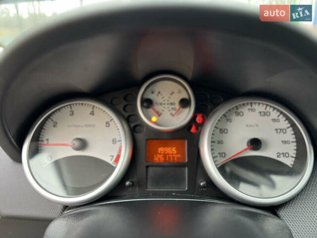 Серый Пежо 207, объемом двигателя 1.4 л и пробегом 126 тыс. км за 4800 $, фото 26 на Automoto.ua