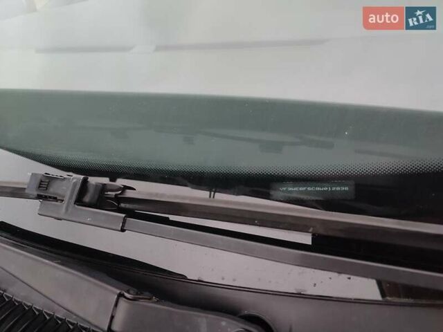 Пежо 207 2009 в Лебедине на Automoto.ua Серый Пежо 207, объемом двигателя 1.4 л и пробегом 200 тыс. км за 4550 $, фото 31 на Automoto.ua