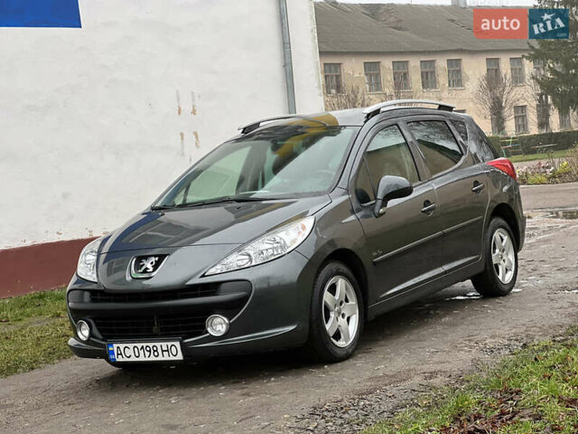 Серый Пежо 207, объемом двигателя 1.4 л и пробегом 126 тыс. км за 4800 $, фото 2 на Automoto.ua