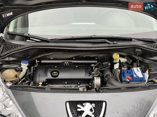 Серый Пежо 207, объемом двигателя 1.4 л и пробегом 126 тыс. км за 4800 $, фото 29 на Automoto.ua