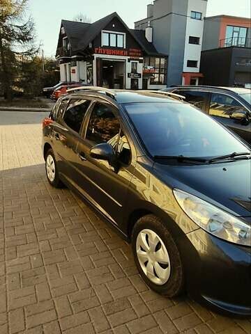 Серый Пежо 207, объемом двигателя 1.6 л и пробегом 272 тыс. км за 5200 $, фото 3 на Automoto.ua