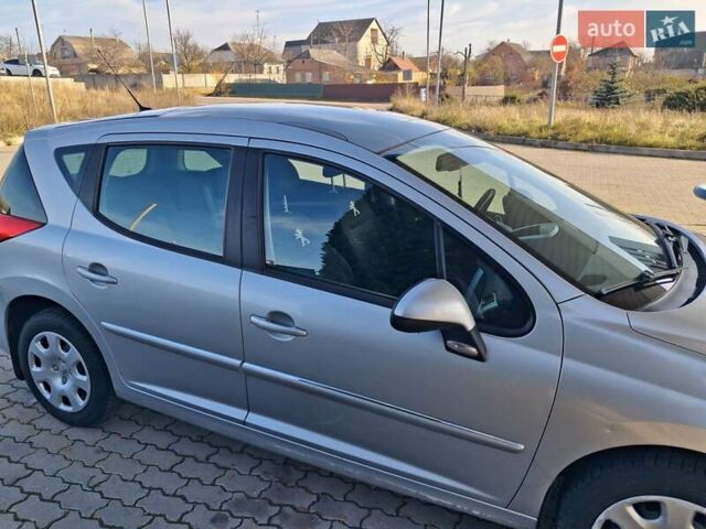 Серый Пежо 207, объемом двигателя 1.6 л и пробегом 227 тыс. км за 5300 $, фото 6 на Automoto.ua