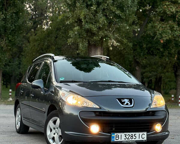 Серый Пежо 207, объемом двигателя 1.4 л и пробегом 180 тыс. км за 5299 $, фото 2 на Automoto.ua
