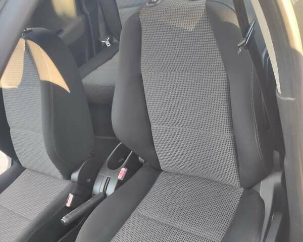 Сірий Пежо 207, об'ємом двигуна 1.6 л та пробігом 158 тис. км за 4500 $, фото 30 на Automoto.ua