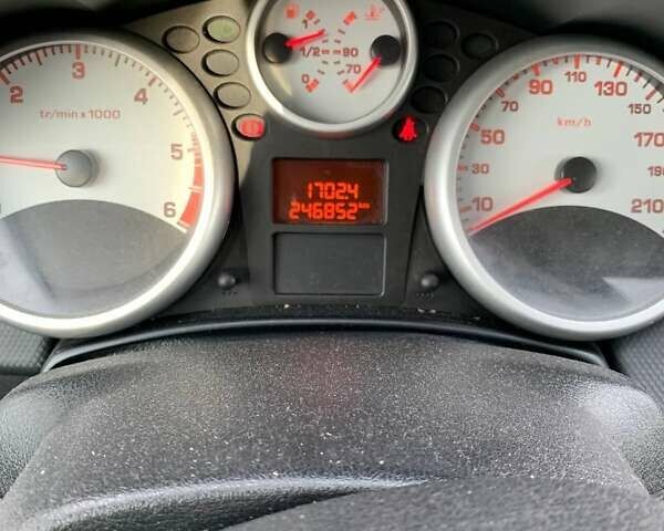 Серый Пежо 207, объемом двигателя 0 л и пробегом 246 тыс. км за 4700 $, фото 1 на Automoto.ua