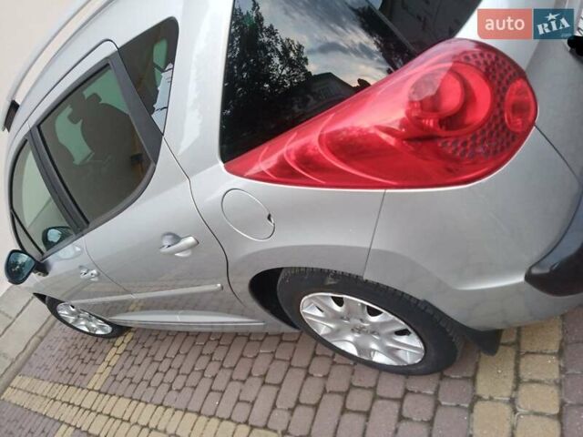 Серый Пежо 207, объемом двигателя 1.56 л и пробегом 213 тыс. км за 5300 $, фото 7 на Automoto.ua