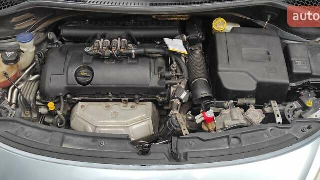 Сірий Пежо 207, об'ємом двигуна 1.6 л та пробігом 175 тис. км за 5700 $, фото 17 на Automoto.ua