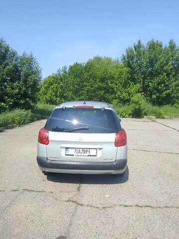 Пежо 207 2010 в Белой Церкве на Automoto.ua Серый Пежо 207, объемом двигателя 1.56 л и пробегом 350 тыс. км за 6200 $, фото 2 на Automoto.ua