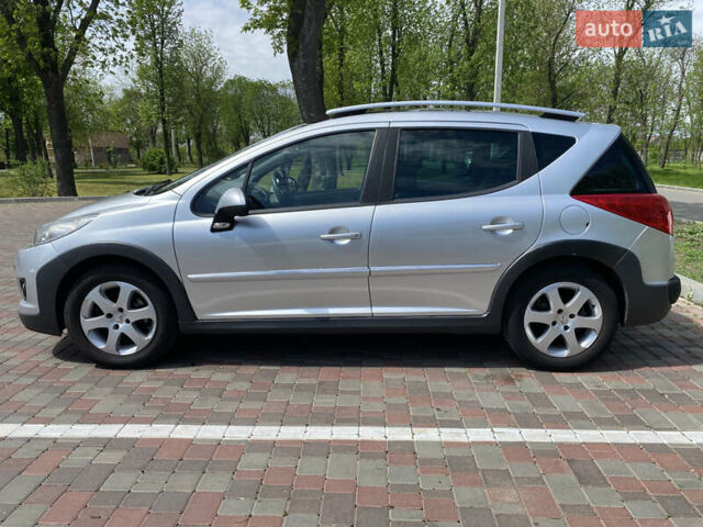 Серый Пежо 207, объемом двигателя 1.6 л и пробегом 182 тыс. км за 5800 $, фото 4 на Automoto.ua