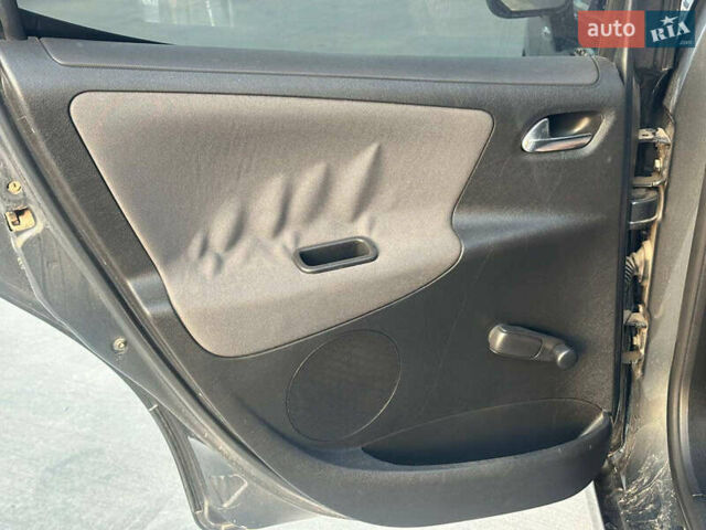 Серый Пежо 207, объемом двигателя 1.6 л и пробегом 245 тыс. км за 5990 $, фото 20 на Automoto.ua