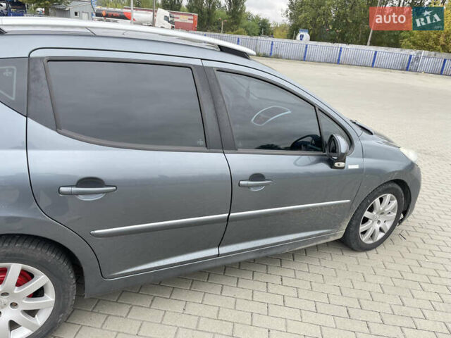 Серый Пежо 207, объемом двигателя 1.4 л и пробегом 236 тыс. км за 4500 $, фото 2 на Automoto.ua