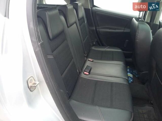 Серый Пежо 207, объемом двигателя 1.6 л и пробегом 200 тыс. км за 4600 $, фото 11 на Automoto.ua