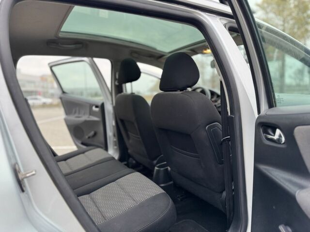 Сірий Пежо 207, об'ємом двигуна 1.6 л та пробігом 344 тис. км за 2700 $, фото 14 на Automoto.ua