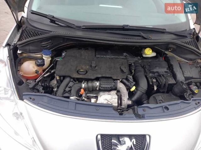 Сірий Пежо 207, об'ємом двигуна 1.6 л та пробігом 200 тис. км за 4600 $, фото 25 на Automoto.ua