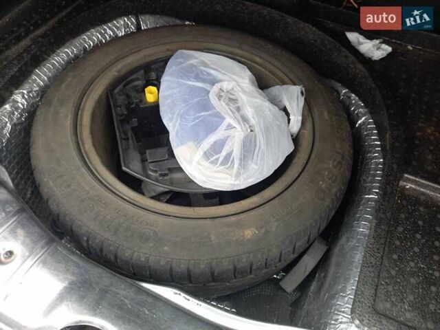 Сірий Пежо 207, об'ємом двигуна 1.6 л та пробігом 200 тис. км за 4600 $, фото 9 на Automoto.ua