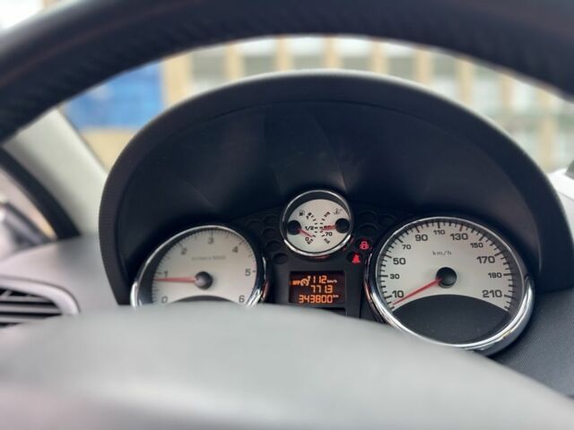 Серый Пежо 207, объемом двигателя 1.6 л и пробегом 343 тыс. км за 2700 $, фото 23 на Automoto.ua