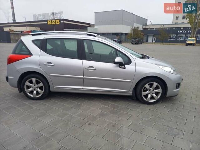 Серый Пежо 207, объемом двигателя 1.6 л и пробегом 200 тыс. км за 4600 $, фото 3 на Automoto.ua