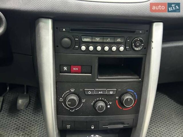 Серый Пежо 207, объемом двигателя 1.6 л и пробегом 203 тыс. км за 10000 $, фото 18 на Automoto.ua