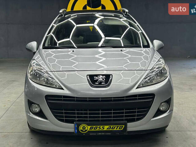 Серый Пежо 207, объемом двигателя 1.6 л и пробегом 203 тыс. км за 10000 $, фото 1 на Automoto.ua