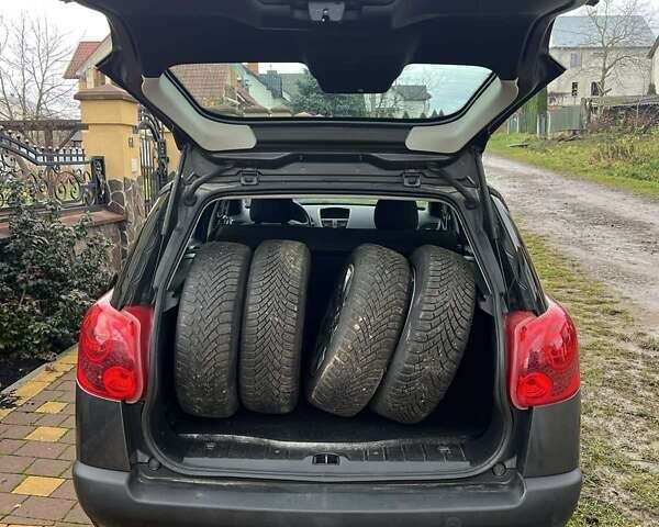 Серый Пежо 207, объемом двигателя 1.4 л и пробегом 120 тыс. км за 5700 $, фото 7 на Automoto.ua