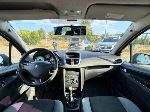 Синий Пежо 207, объемом двигателя 0 л и пробегом 298 тыс. км за 3298 $, фото 6 на Automoto.ua