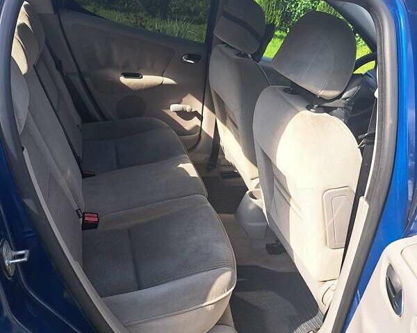 Синій Пежо 207, об'ємом двигуна 1.4 л та пробігом 194 тис. км за 3700 $, фото 2 на Automoto.ua