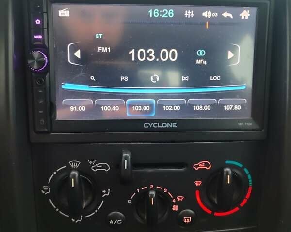 Синий Пежо 207, объемом двигателя 1.36 л и пробегом 166 тыс. км за 4500 $, фото 12 на Automoto.ua