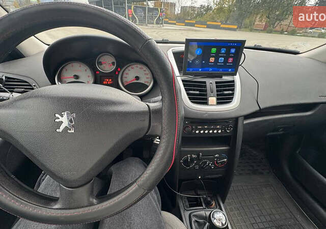 Пежо 207 2007 в Тульчине на Automoto.ua Синий Пежо 207, объемом двигателя 1.4 л и пробегом 189 тыс. км за 3700 $, фото 13 на Automoto.ua