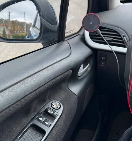 Пежо 207 2007 в Тульчине на Automoto.ua Синий Пежо 207, объемом двигателя 1.4 л и пробегом 189 тыс. км за 3700 $, фото 17 на Automoto.ua