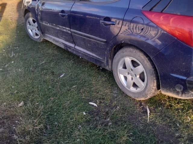 Пежо 207 2007 в Луцке на Automoto.ua Синий Пежо 207, объемом двигателя 0 л и пробегом 250 тыс. км за 1500 $, фото 4 на Automoto.ua