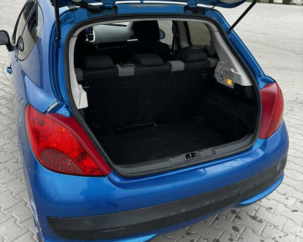 Пежо 207 2007 в Тульчине на Automoto.ua Синий Пежо 207, объемом двигателя 1.4 л и пробегом 189 тыс. км за 3700 $, фото 3 на Automoto.ua