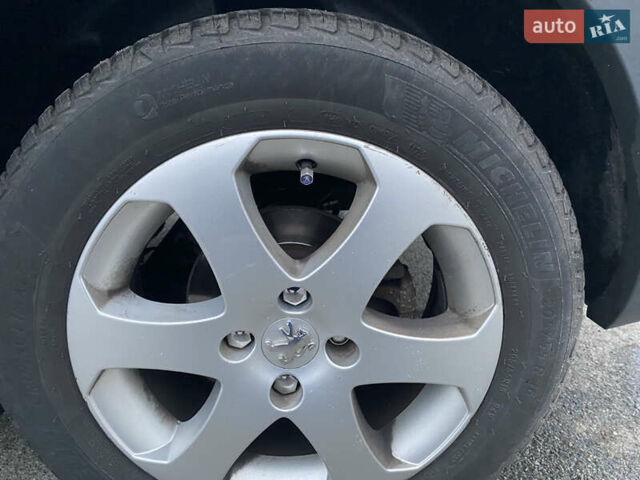 Синий Пежо 207, объемом двигателя 1.6 л и пробегом 104 тыс. км за 5250 $, фото 47 на Automoto.ua