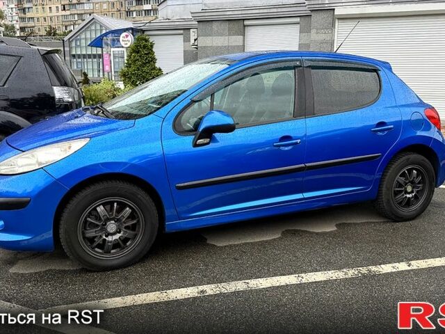 Синій Пежо 207, об'ємом двигуна 1.6 л та пробігом 135 тис. км за 5500 $, фото 1 на Automoto.ua