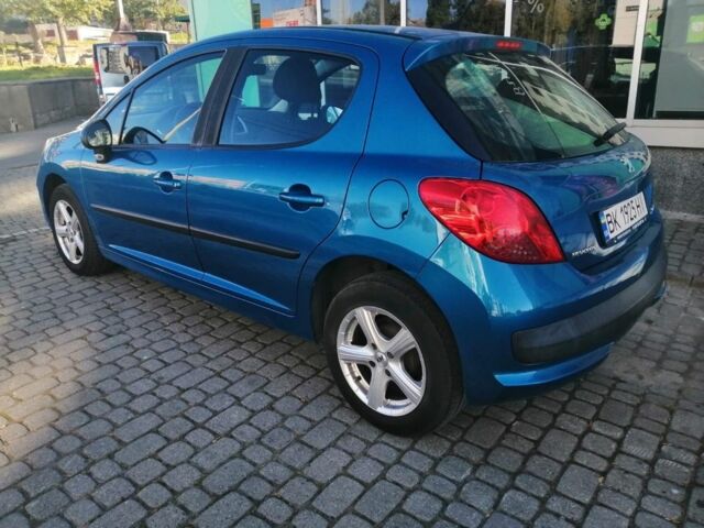 Синий Пежо 207, объемом двигателя 0 л и пробегом 147 тыс. км за 4950 $, фото 1 на Automoto.ua
