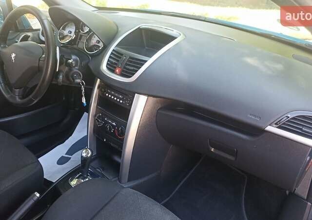 Синий Пежо 207, объемом двигателя 1.4 л и пробегом 238 тыс. км за 5750 $, фото 17 на Automoto.ua