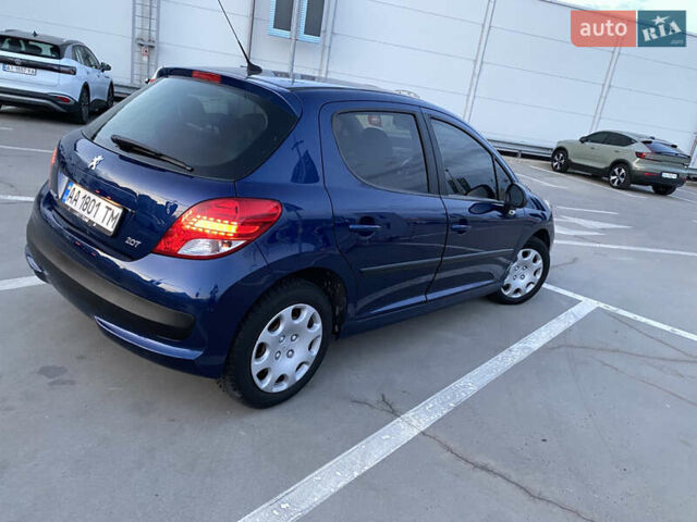 Пежо 207 2009 у Києві на Automoto.ua Синій Пежо 207, об'ємом двигуна 1.36 л та пробігом 186 тис. км за 4700 $, фото 5 на Automoto.ua