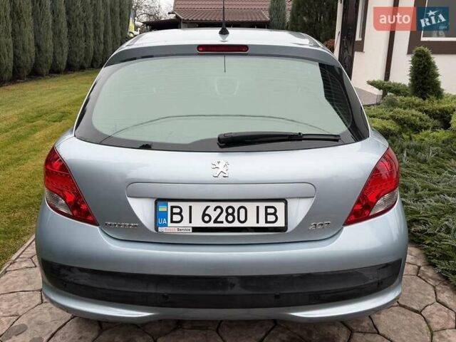 Синий Пежо 207, объемом двигателя 1.6 л и пробегом 115 тыс. км за 6700 $, фото 5 на Automoto.ua