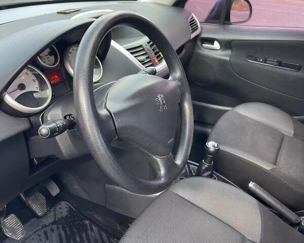 Синий Пежо 207, объемом двигателя 1.36 л и пробегом 269 тыс. км за 5500 $, фото 8 на Automoto.ua