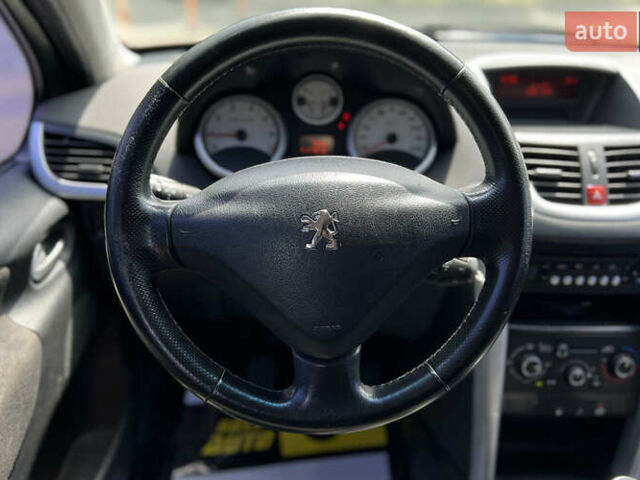 Пежо 207 2010 в Львове на Automoto.ua Синий Пежо 207, объемом двигателя 1.36 л и пробегом 117 тыс. км за 4300 $, фото 10 на Automoto.ua