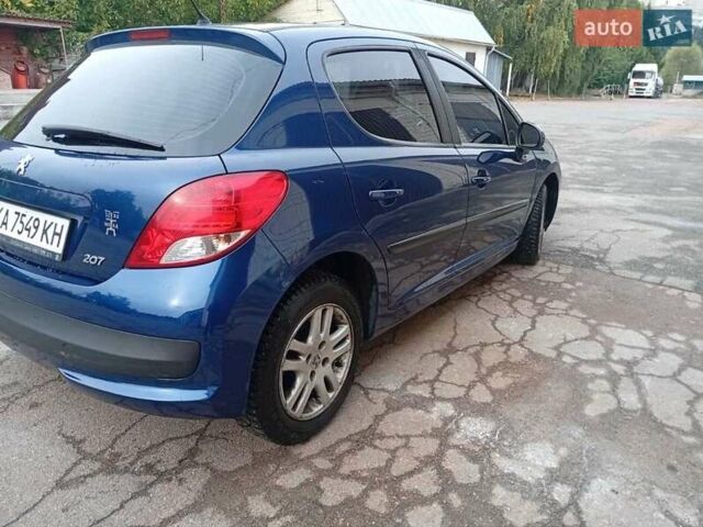 Синий Пежо 207, объемом двигателя 1.4 л и пробегом 147 тыс. км за 5500 $, фото 2 на Automoto.ua