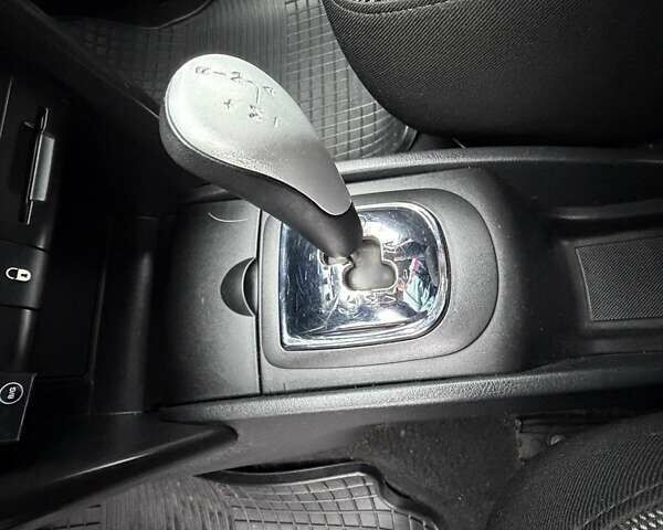 Синий Пежо 207, объемом двигателя 1.6 л и пробегом 115 тыс. км за 6700 $, фото 31 на Automoto.ua