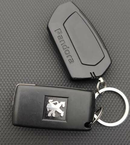 Пежо 207 2010 в Киеве на Automoto.ua Синий Пежо 207, объемом двигателя 1.36 л и пробегом 76 тыс. км за 6998 $, фото 19 на Automoto.ua